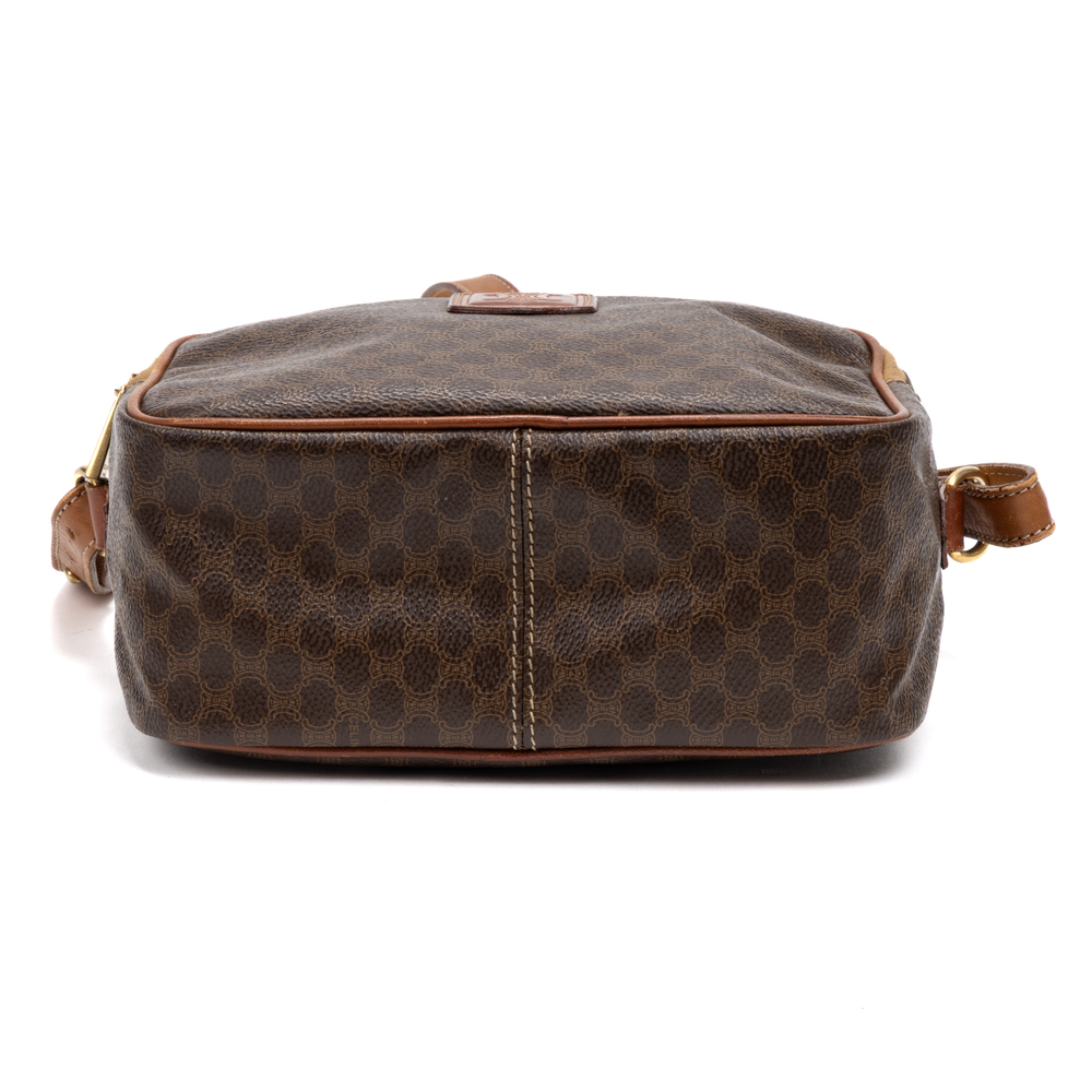 Celine Triomphe Camera - Picture 6 of 11